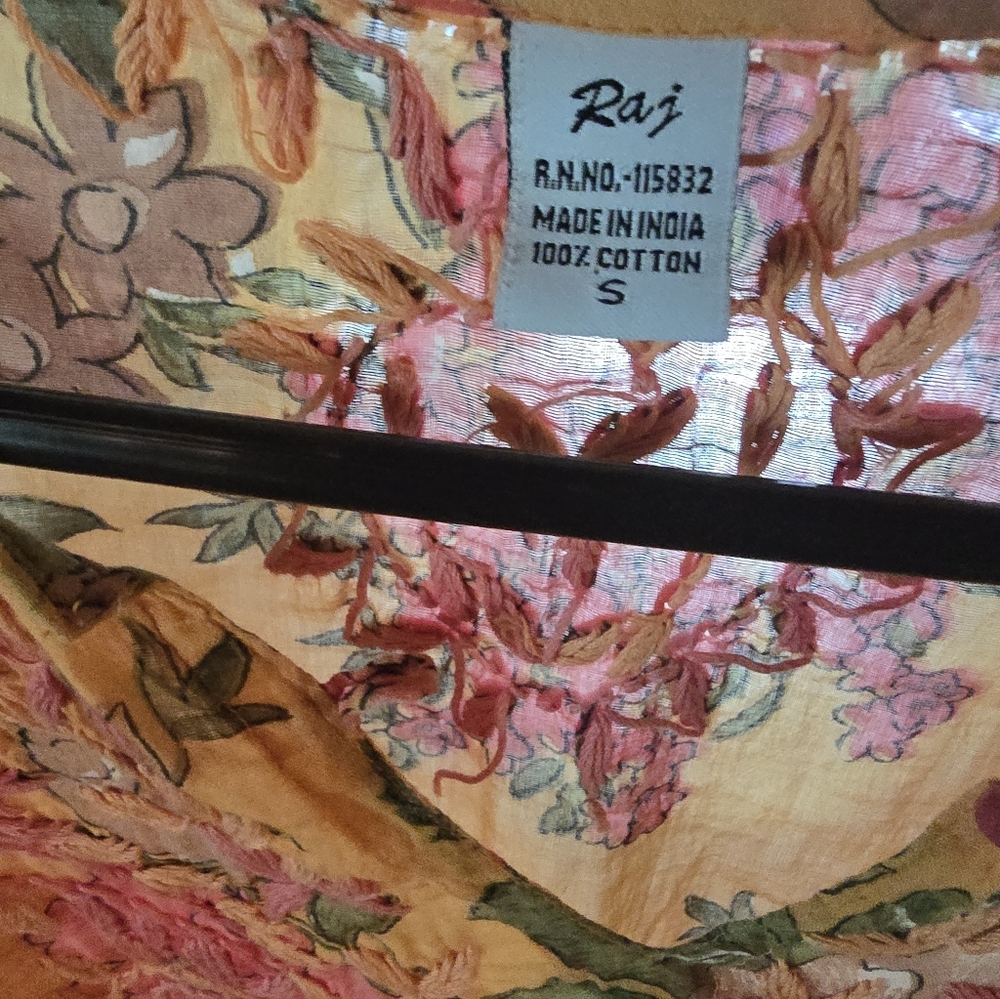Raj Floral V-Neck Sheer Tunic Top Small - Picture 4 of 4